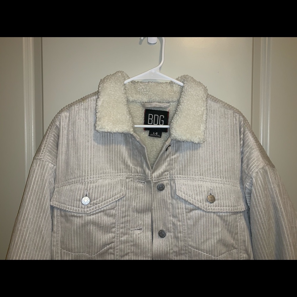 Urban outfitters corduroy jacket - Picture 2 of 6